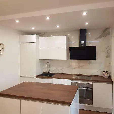 Cezar Apartman Apartamento